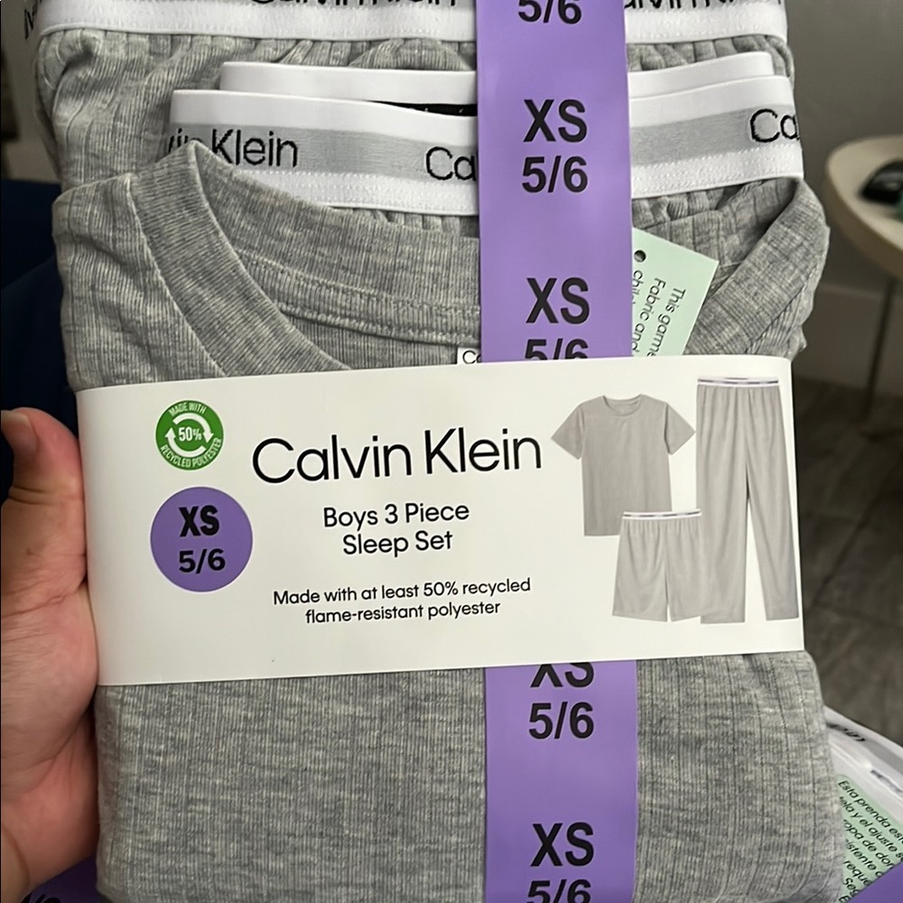 Calvin Klein Boys' Gray Sleepwear Set NWT.